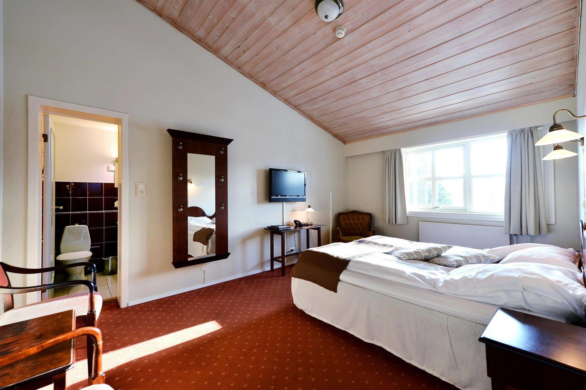 Hotel Kronen Gaard 4*